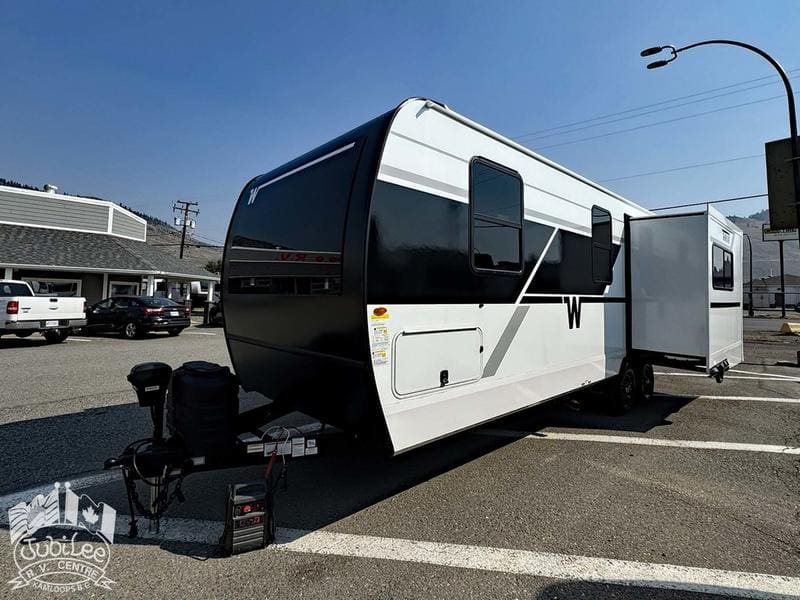 2026 Winnebago Thrive 24RKS - Image 2