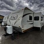 2010 Dutchmen Colorado 31BH - Image 2
