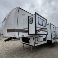 2026 Forest River Sabre 37FLH - Image 2