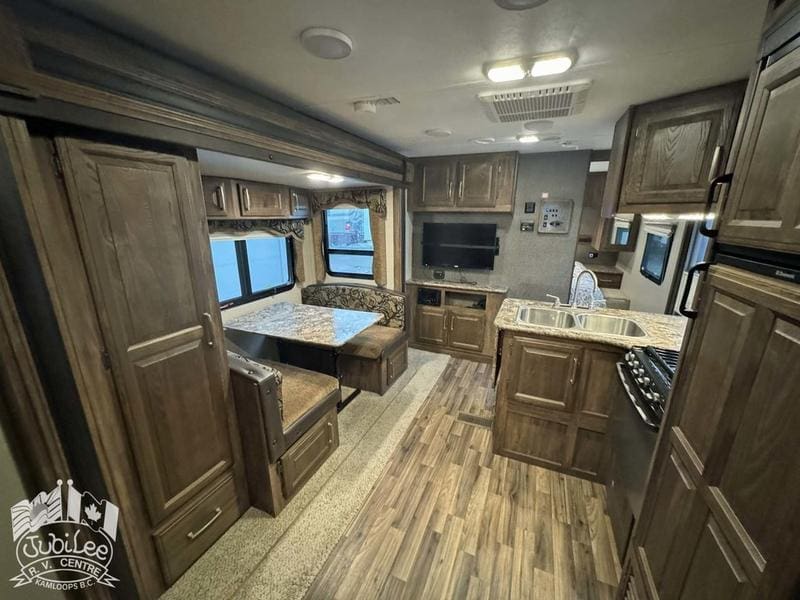2015 Keystone Cougar 26DBH - Image 6