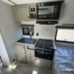 2025 Sunset Park RV Sun Lite 16BH - Image 10