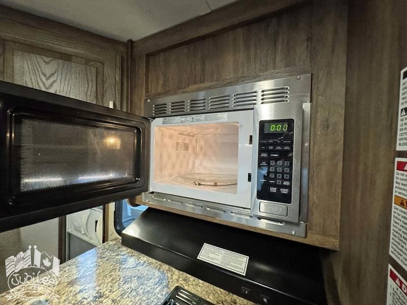 2015 Keystone Cougar 26DBH - Image 14