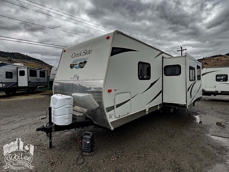 2011 Outdoors RV Creek Side 26BKS - Image 2