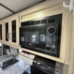 2019 Winnebago Minnie Plus 31BHDS - Image 13