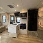 2026 Winnebago Thrive 22MBH - Image 12
