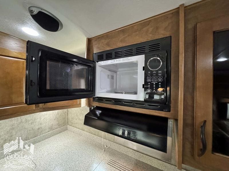 2014 Outdoors RV Black Stone 280RLS - Image 17