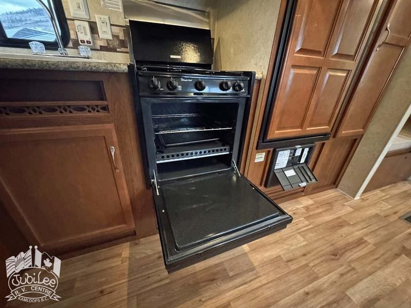 2011 Outdoors RV Creek Side 26BKS - Image 18