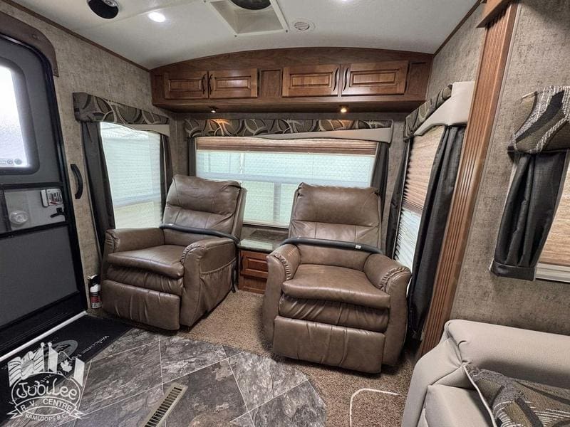 2014 Outdoors RV Black Stone 280RLS - Image 7
