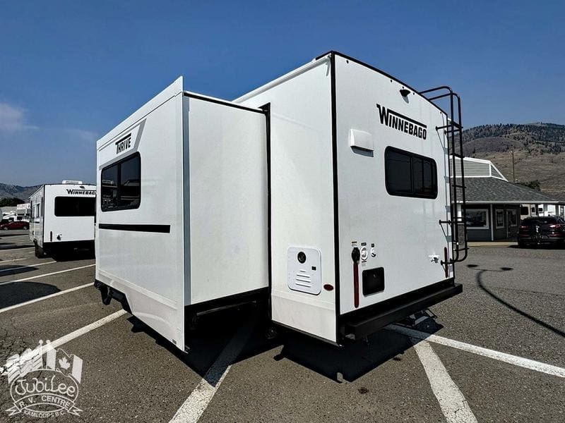 2026 Winnebago Thrive 24RKS - Image 3