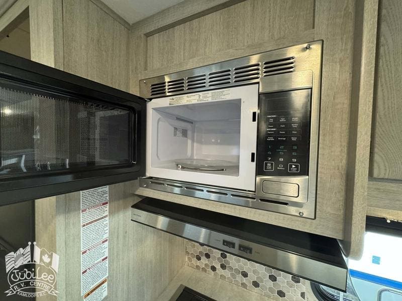 2022 Coachmen Catalina 263BHSK - Image 18