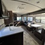 2019 Cruiser RV Radiance 26RE - Image 4