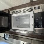 2019 Cruiser RV Radiance 26RE - Image 15