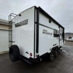 2025 Winnebago Micro Minnie 2108DS - Image 4