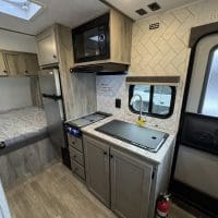 2025 Sunset Park RV Sun Lite 15MB - Image 11