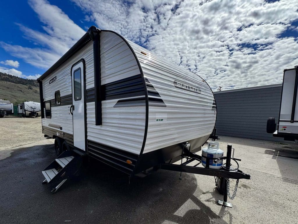 2026 Sunset Park RV Sun Lite 21DB LTD travel trailer for sale in Kamloops BC