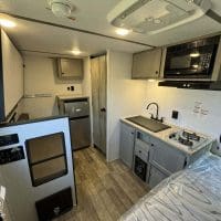 2026 Sunset Park RV Sun Lite 13BH LTD - Image 5