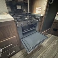 2018 Grey Wolf 22BH - Image 17
