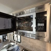 2022 Winnebago Micro Minnie 2306BHS - Image 13