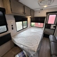 2026 Sunset Park RV Sun Lite 15RBE - Image 6
