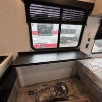 2026 Sunset Park RV Sun Lite 15RBE - Image 15