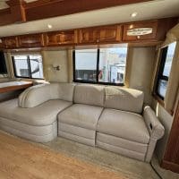 2006 Newmar Dutch Star 4320 - Image 11