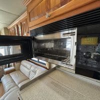 2006 Newmar Dutch Star 4320 - Image 19