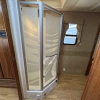 2006 Newmar Dutch Star 4320 - Image 34