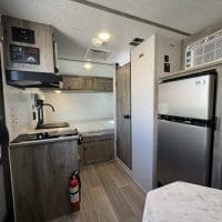 2026 Sunset Park RV Sunray 149 - Image 4