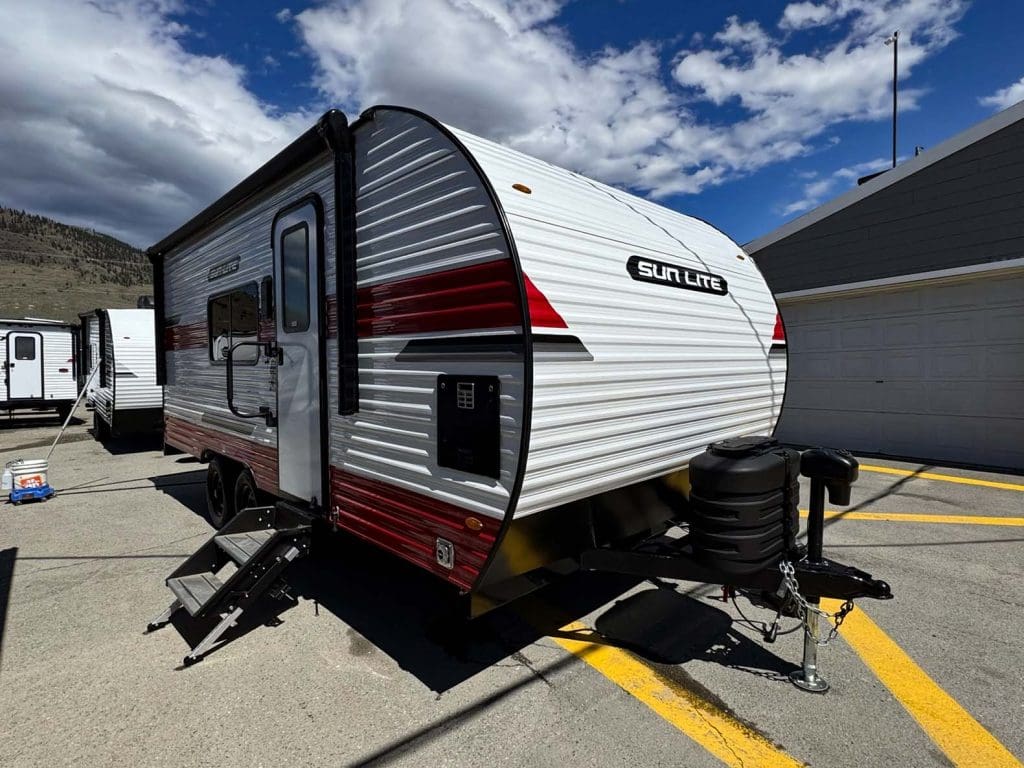 2026 Sunset Park RV Sun Lite 21TH Toy Hauler