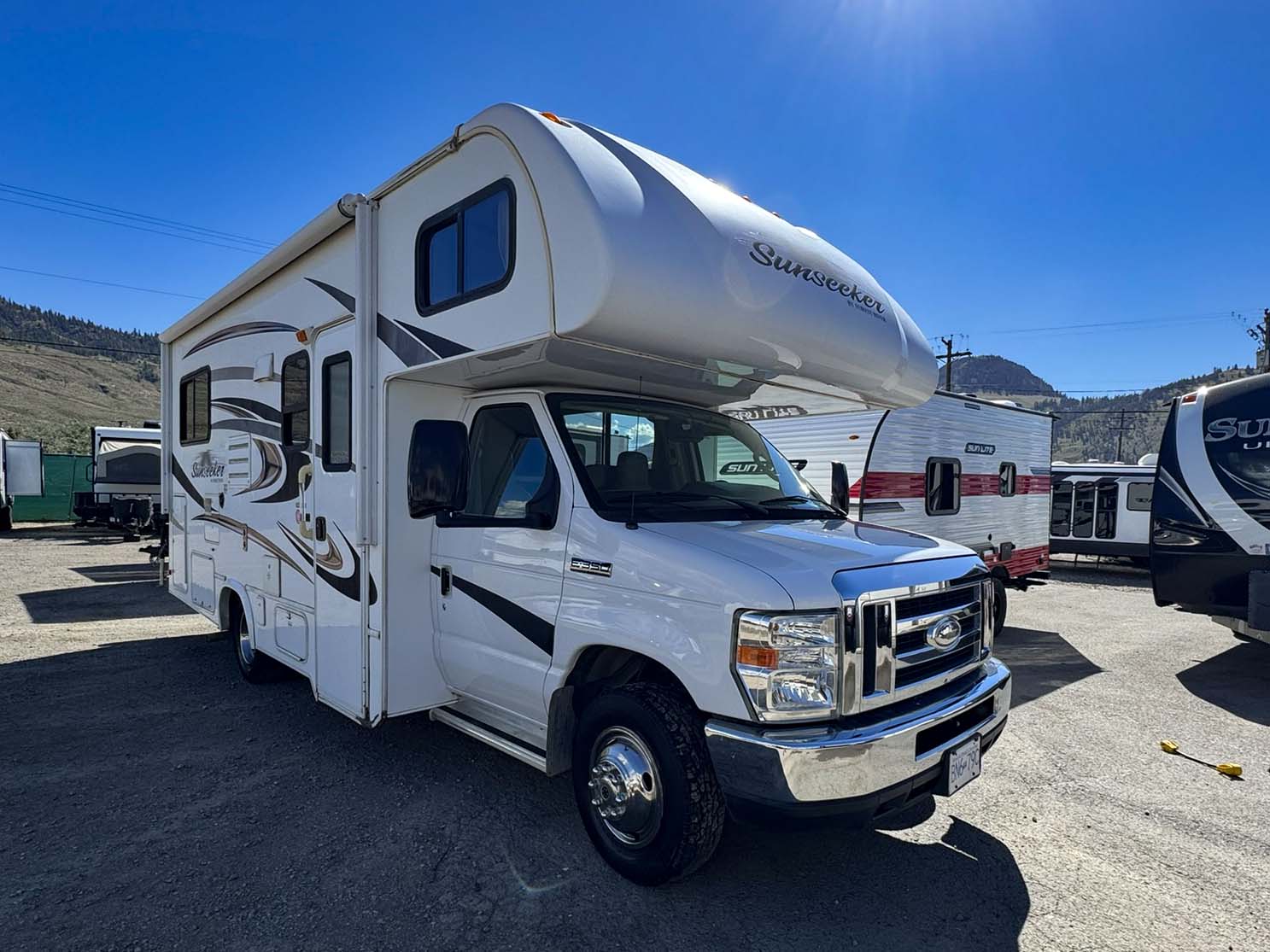 2015 Forest River Sunseeker 2300