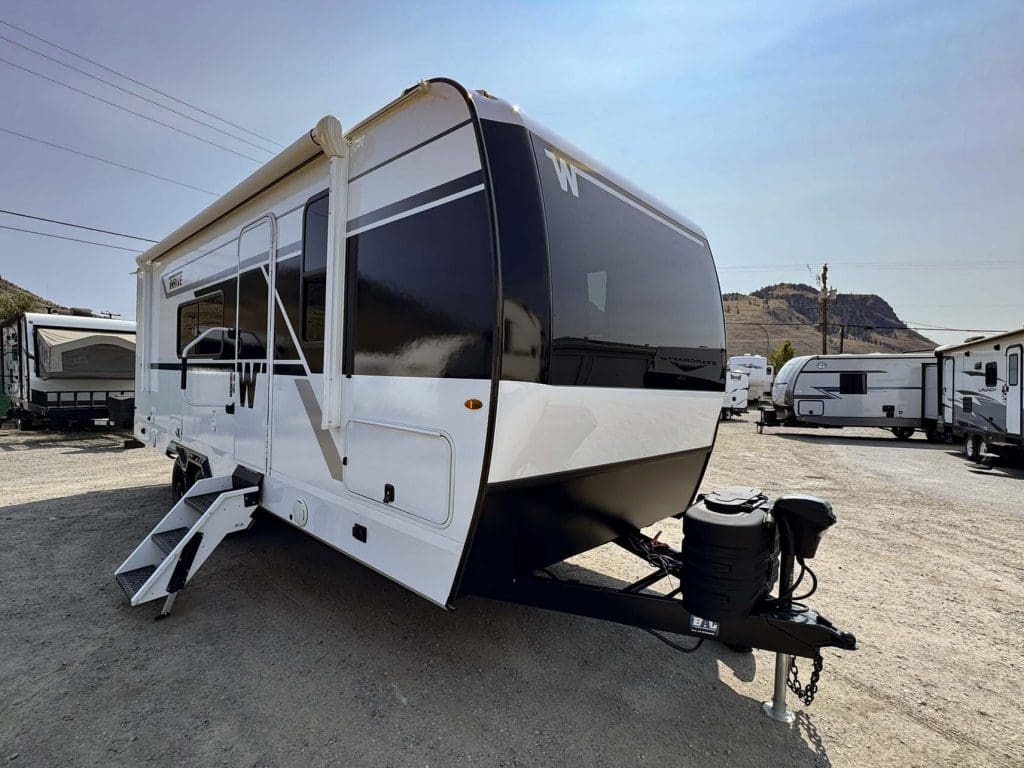 2027 Winnebago Thrive 22MLS Travel Trailer for Sale in Kamloops BC